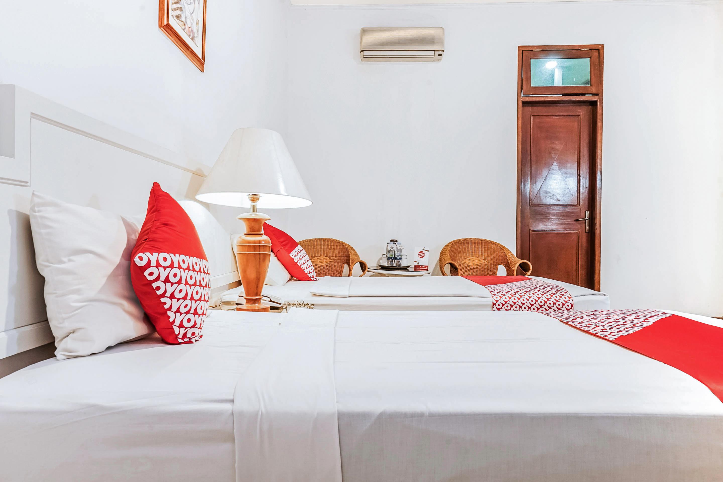 Hotel Utari Dago Bandung Buitenkant foto