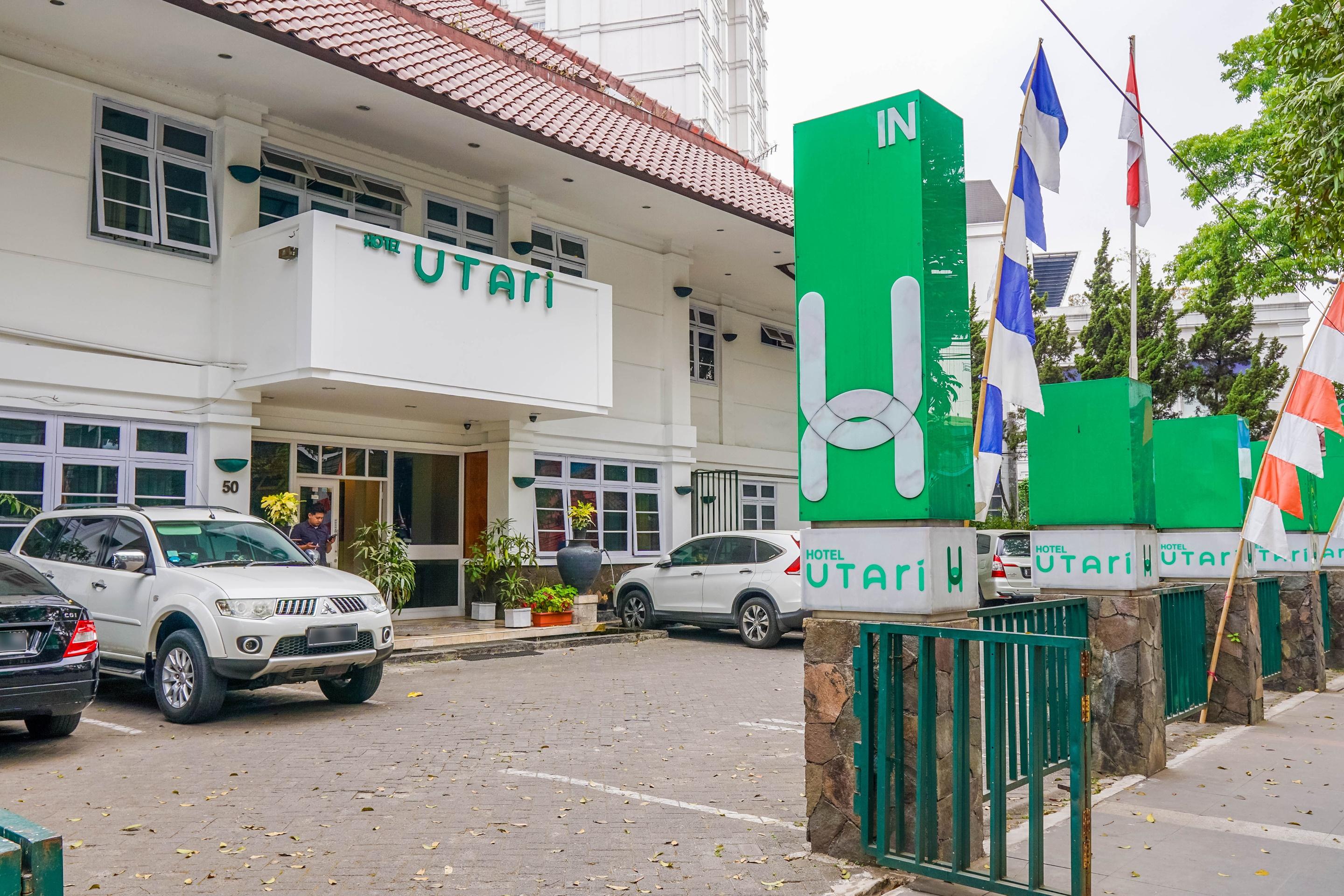 Hotel Utari Dago Bandung Buitenkant foto